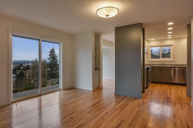 Building Photo - North Beacon Hill House - 2 bedrooms