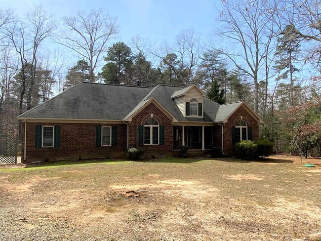 Primary Photo - ~~ Luxurious Brick Home located in Mebane ~~