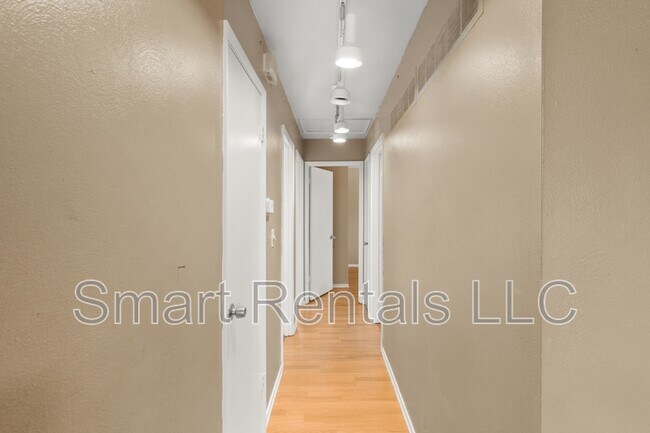 Building Photo - 1114 Ransome Ct