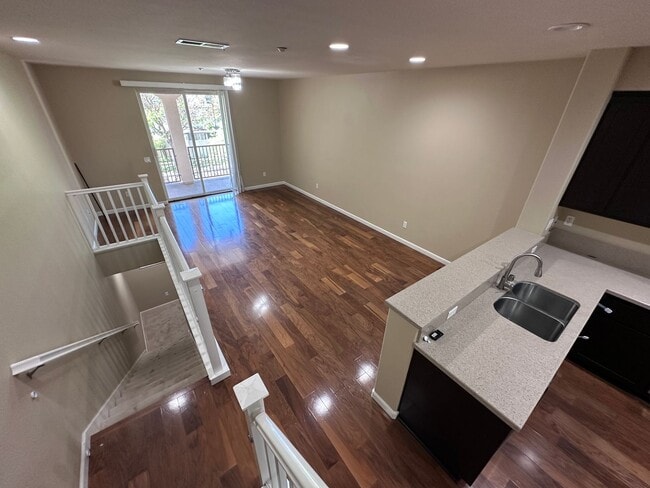 Building Photo - 3/3 Tri Level Berryessa Beauty is ready for YOU!