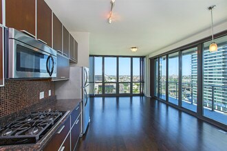 Trio Apartments Chicago Il Apartment Finder