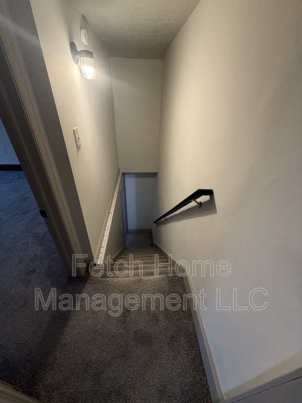 Building Photo - 34 N Lee St