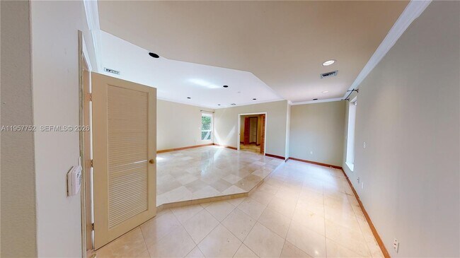 Building Photo - 1906 Ferdinand St