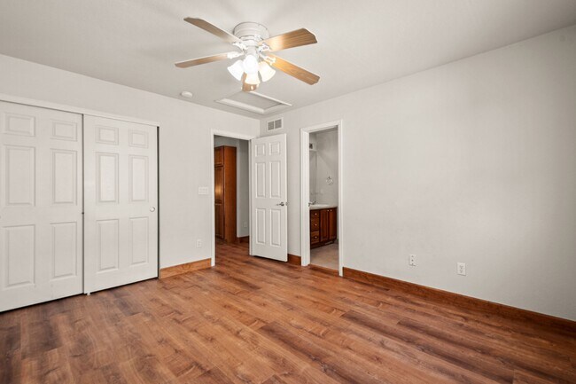 Building Photo - 20981 E Hampden Pl
