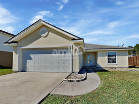 Building Photo - 9311 Thunderbolt Dr