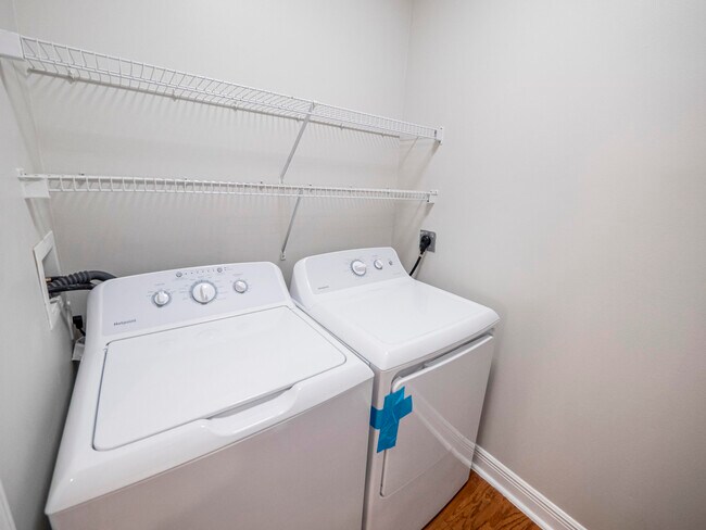 Building Photo - 148 Morning Dew Cir