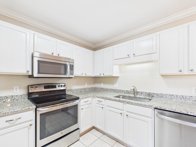 Building Photo - 1912 Spiller Way