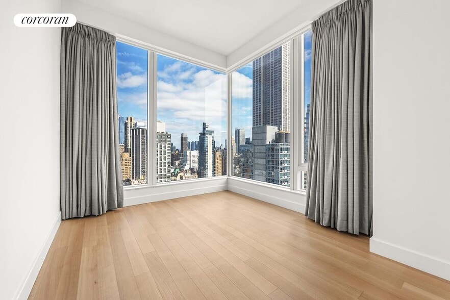 Building Photo - 15 E 30th St