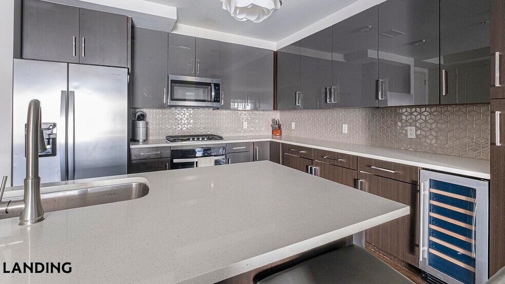 Building Photo - 1414 Wood Hollow Dr