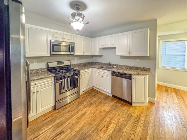 Building Photo - 79 Winchester Ave