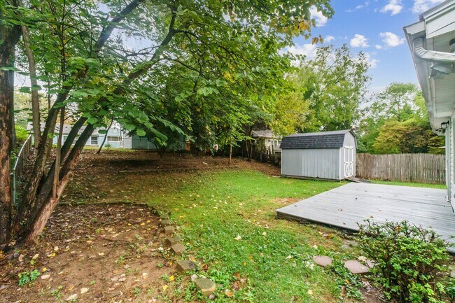 Building Photo - Charming Updated 4BR/2BA Cape Cod in Twinbrook- Rockville