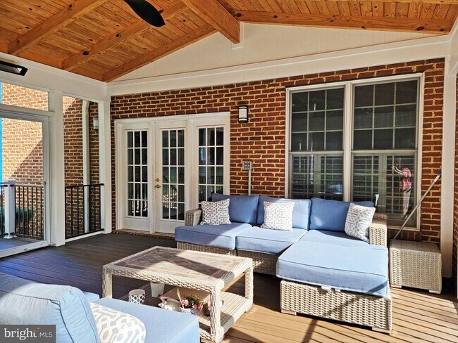 Building Photo - 1854 Valley Wood Rd