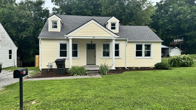 Primary Photo - 430 Hickman St
