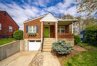 Building Photo - 1128 Exter Dr