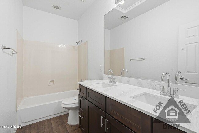 Building Photo - 4321 W Judson Dr