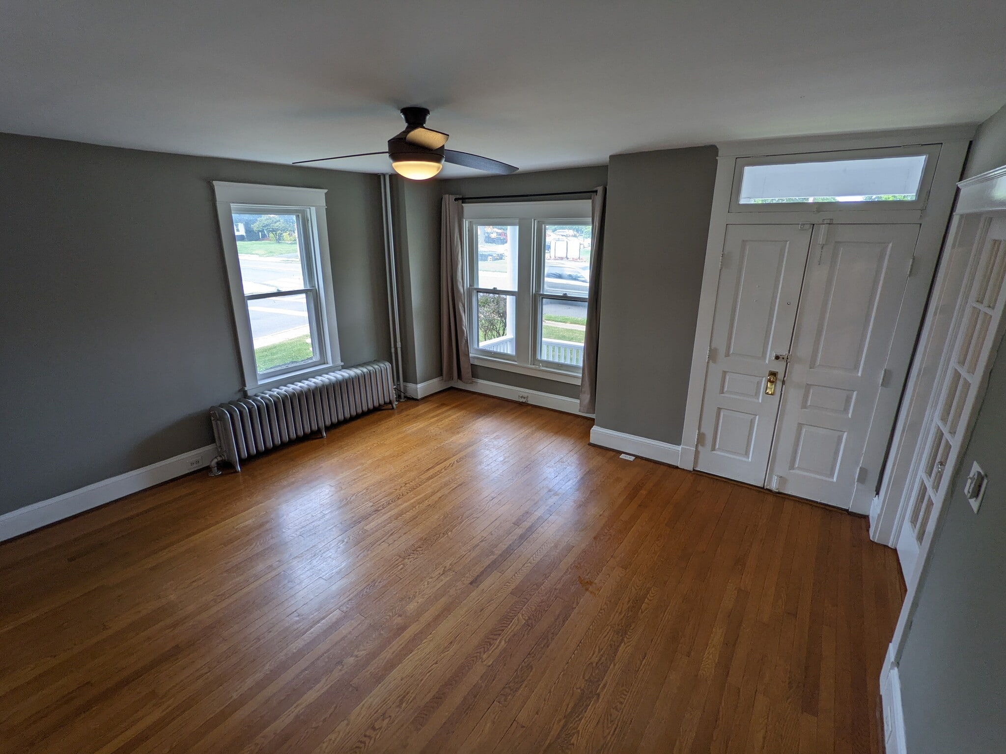 Living room - 925 North Market Street