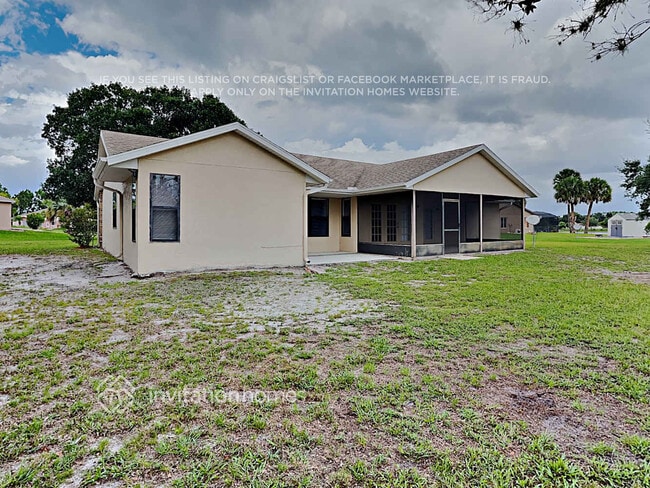 Building Photo - 2561 Alton Rd