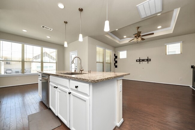 Building Photo - 3111 Dakota Falls Dr