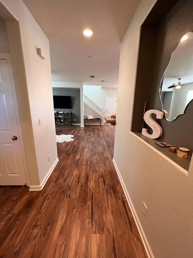 Building Photo - Charming 3-Bedroom Home with Covered Patio and Modern Upgrades