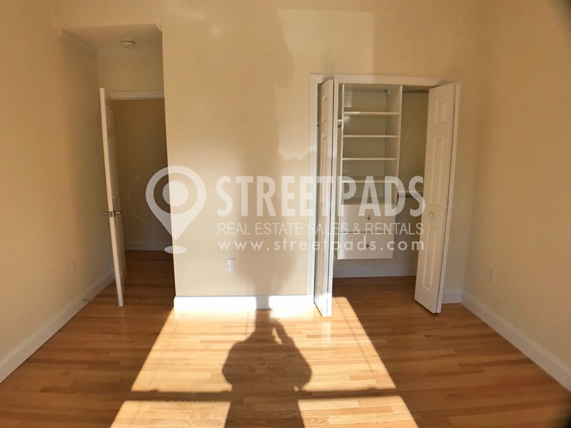 Building Photo - 15 Langdon St