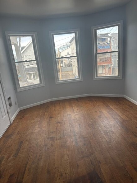 Building Photo - 220-222 Beardsley Street, 2nd Floor