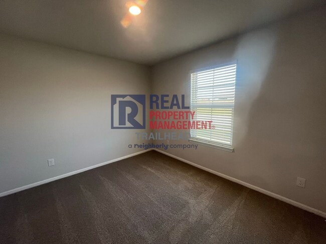 Building Photo - Delightful 4 Bedroom/2 Full Bath Open Concept Home