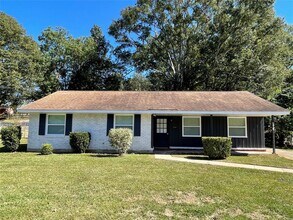 Building Photo - 501 Avondale Rd