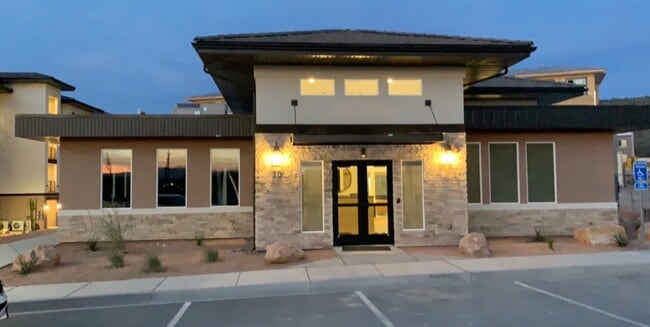 Leasing Office - Red Rock at Sienna Hills