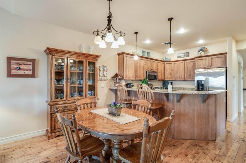 Building Photo - 205 Meadow Vista Loop