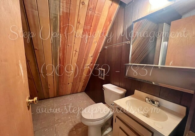 Building Photo - Cozy 3 Bed Mi Wuk Home Minutes from Lake &...