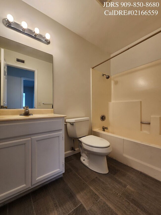 Building Photo - 10495 Adobe Ct