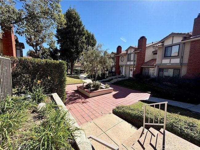 Building Photo - 6855 Valley Circle Blvd