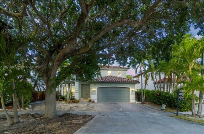 Building Photo - 6425 SW 164th Ave