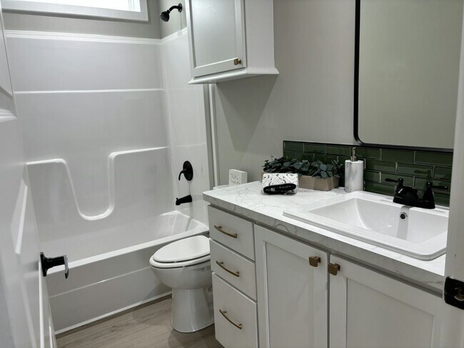 Building Photo - 7300 20th St