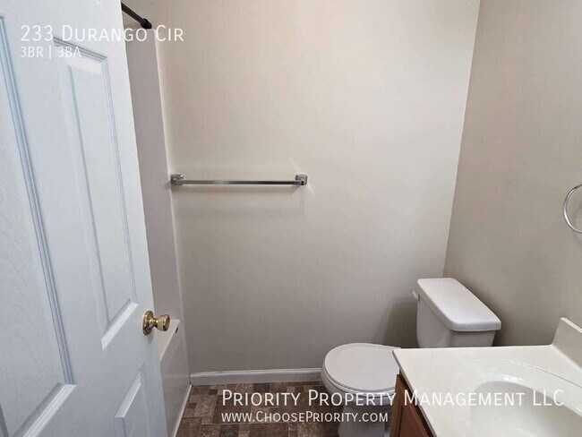 Building Photo - 233 Durango Cir
