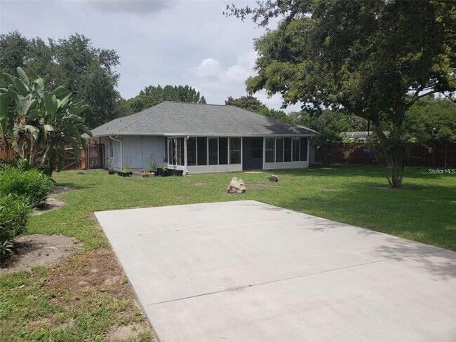 Building Photo - 9910 Janette Ln