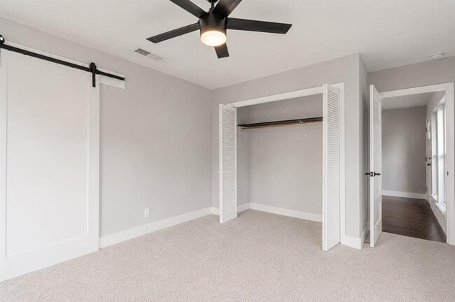Building Photo - 9706 Cottle Dr