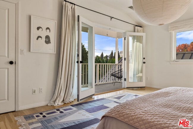 Building Photo - 3579 Ocean View Ave