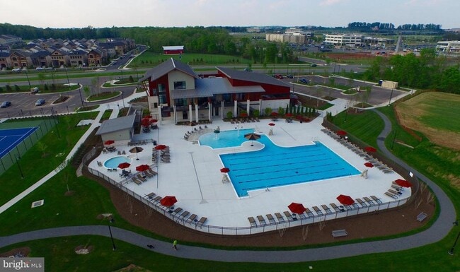 Building Photo - 44655 Provincetown Dr