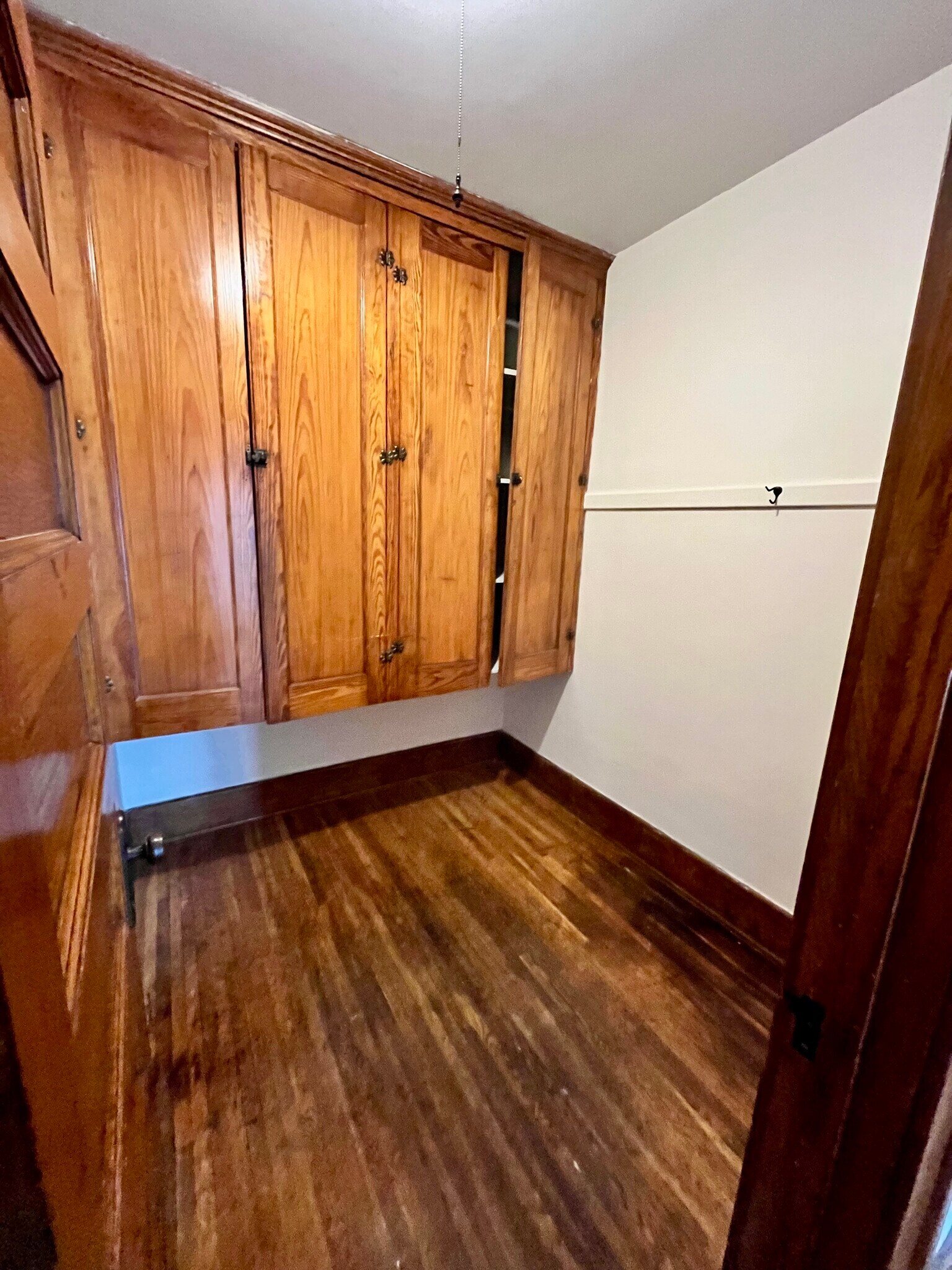 Building Photo - 1451 Hertel Ave