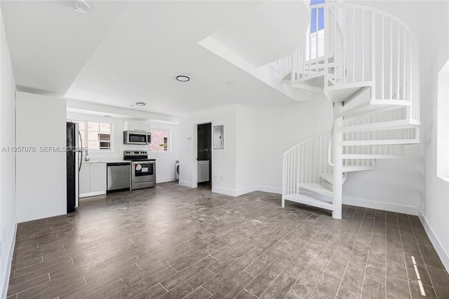 Building Photo - 1519 Pennsylvania Ave