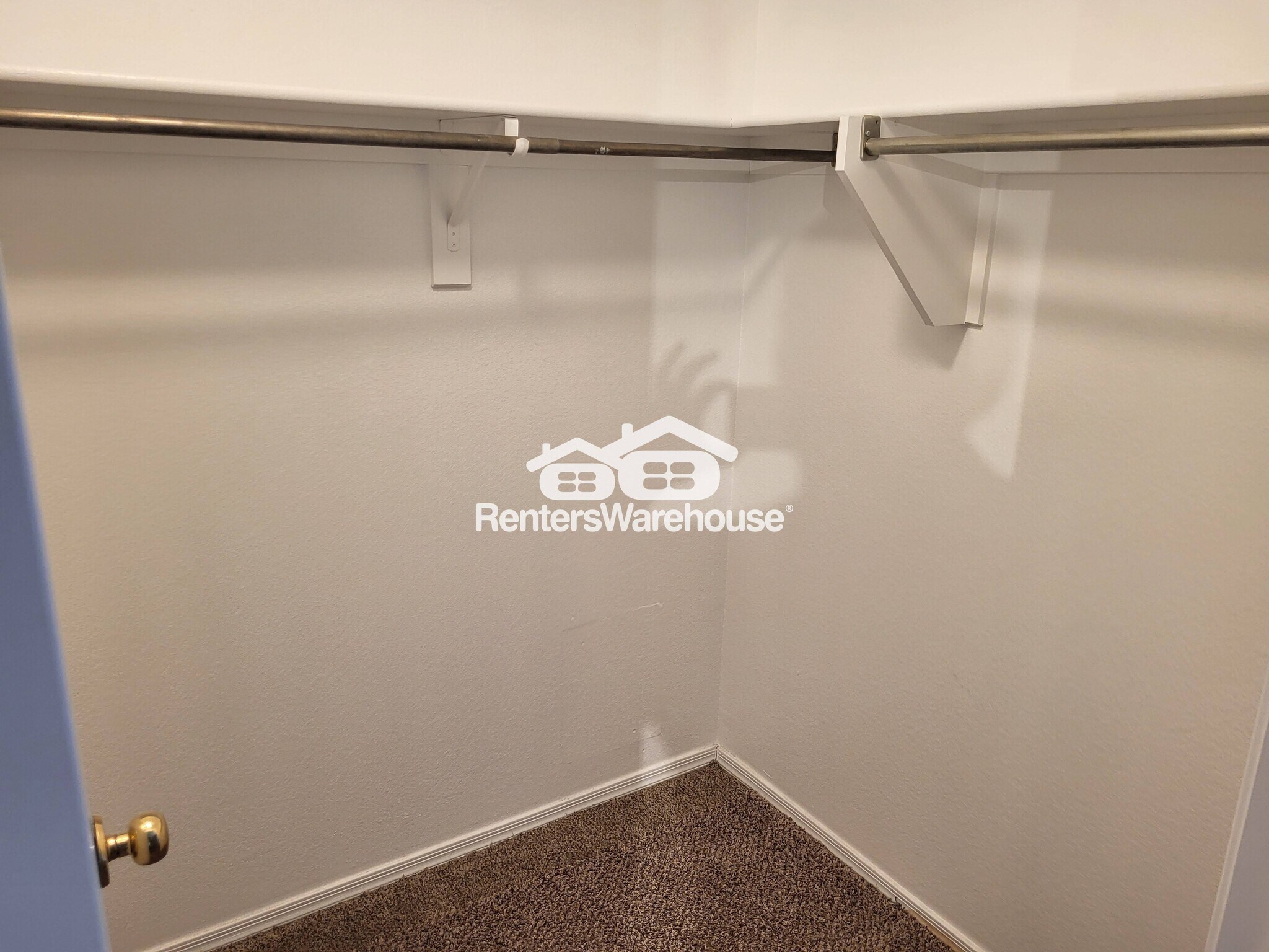 Building Photo - 2657 S Southwind Dr