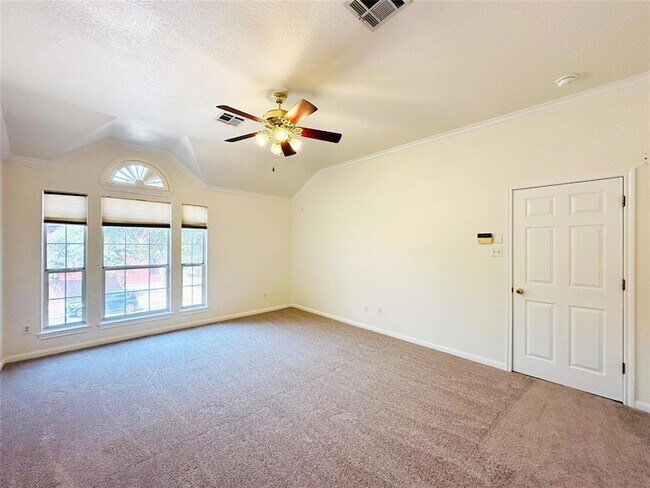 Building Photo - 13413 Creole Cove