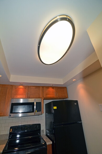 Building Photo - 2935 NE 163rd St