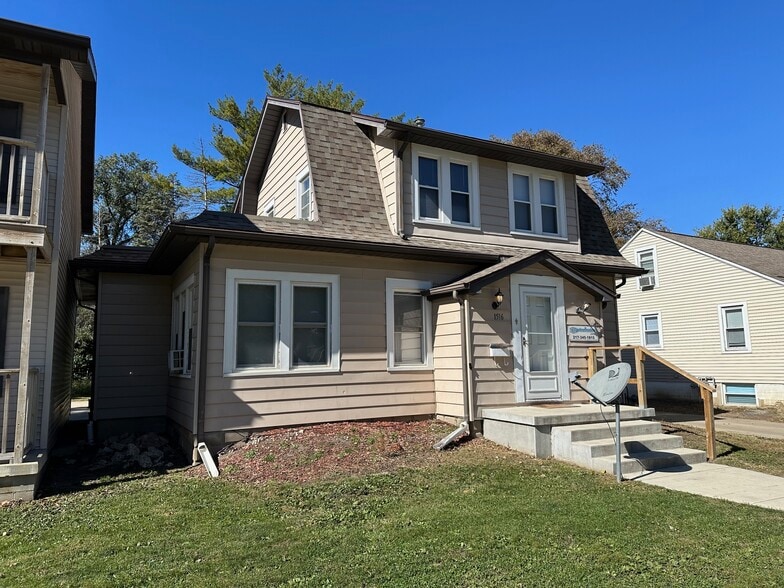 Building Photo - 1516 1st St