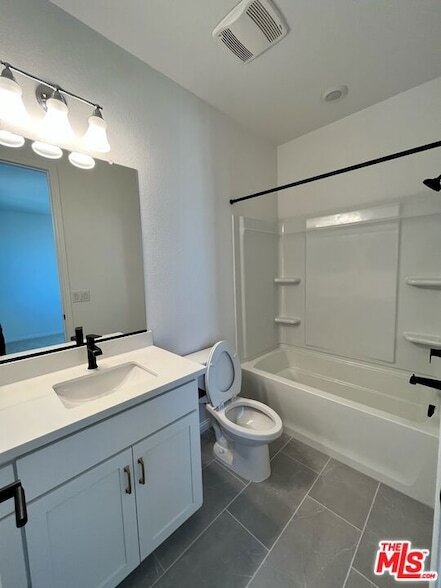 Building Photo - 1605 Plumas Dr