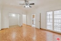 Building Photo - 400 S Kenmore Ave