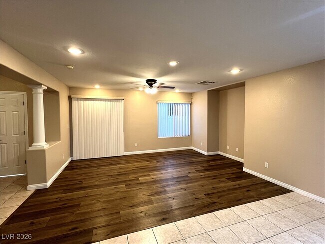 Building Photo - 7327 Laburnum St