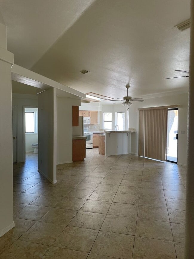 Building Photo - Coming Soon! DO NOT DISTURB TENANTS!