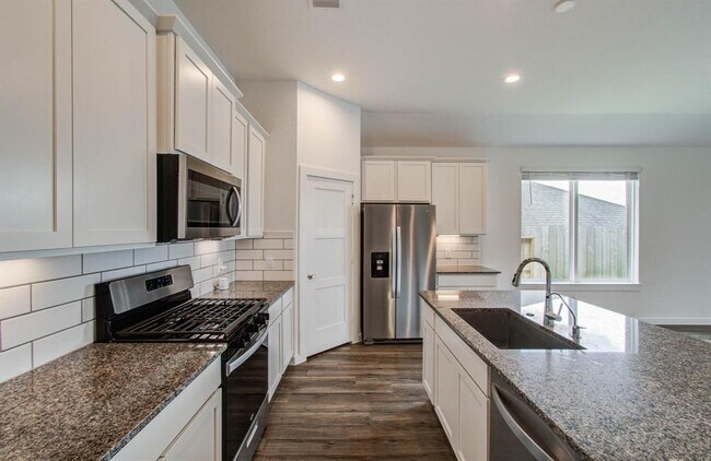 Building Photo - 309 Pleasant Hl Wy
